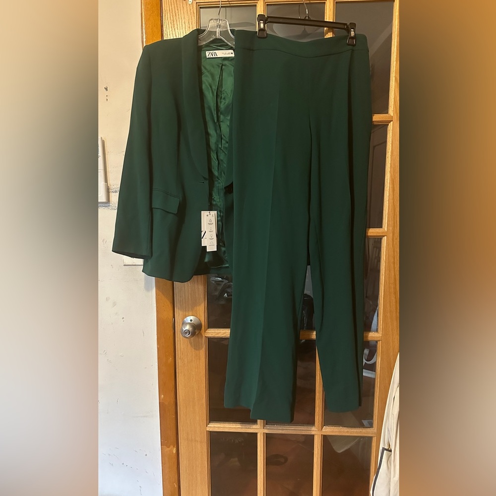 NWT Green Suit - jacket & pants Zara